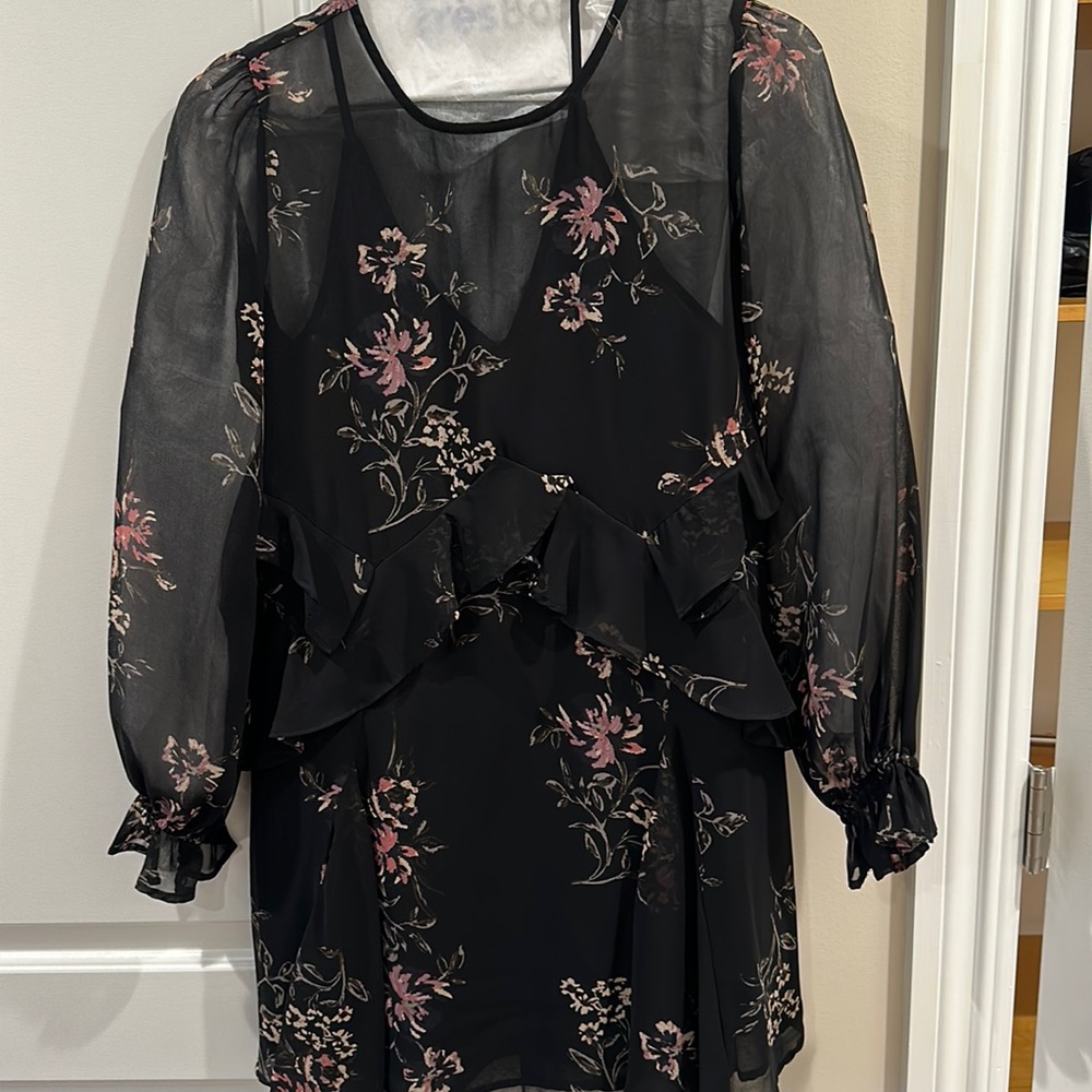 Astr the Label floral dress size m